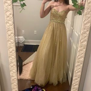 Sparkly Gold Prom Dress